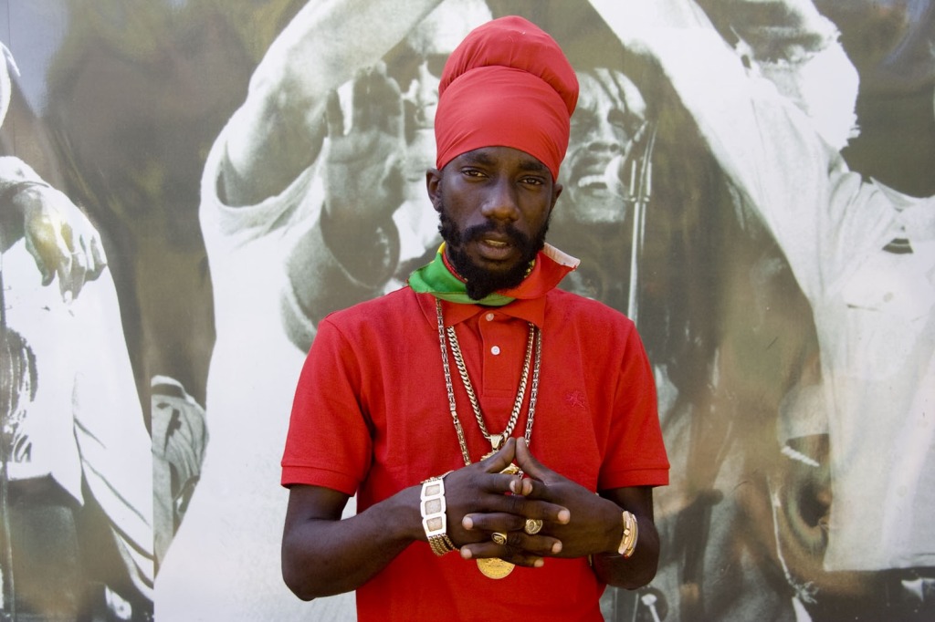 Sizzla Drops Soca Track