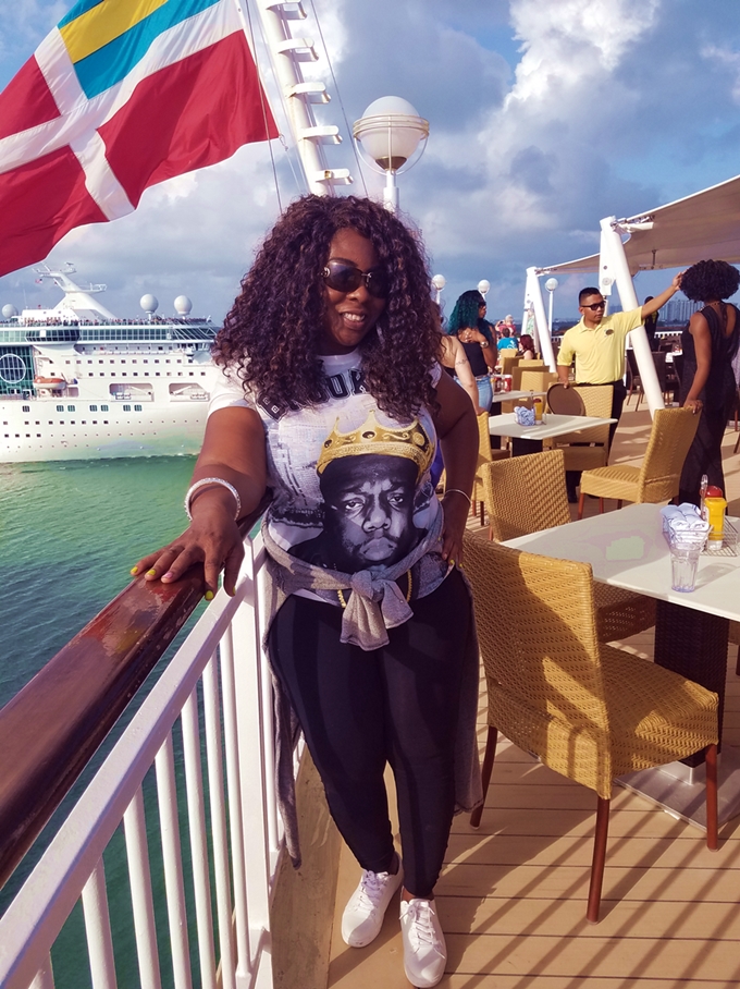 Red Carpet Shelley Aboard Love & Harmony Cruise 2017